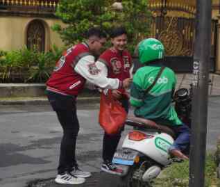 Foto: Komunitas Honda CBR250RR Owners Indonesia(HCOI)Chapter Medan bersama seorang Moto Vlogger ternama Ari Kurnia menggelar aktivitas betajuk “CBR feat RTR.(Ist)
