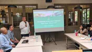 Direktur Pengawasan Transaksi dan Kepatuhan Bursa Efek Indonesia (BEI) Kristian Sihar Manullang saat menyampaikan sambutan pada acara Workshop Wartawan Daerah Tahun 2023 di Medan, Kamis (16/03/2023).(Dok:BEI Perwakilan Sumut)