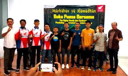 Foto: PT Indako Trading Coy mempertebal kekuatan tim balap kebanggaannya dengan menggelar aktivitas Launching Tim Balap Honda 2023 sekaligus Buka Puasa Bersama Jum’at, 14 April 2023 di Indako Ngumban Surbakti.(Dok:ITC)