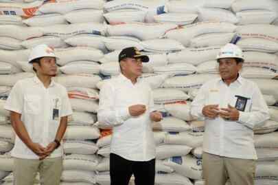 Foto: Bantuan Beras