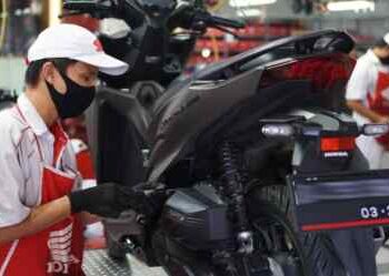 Tampil Keren di Aspal, Rolling City CBR150R Jadi Pusat Perhatian