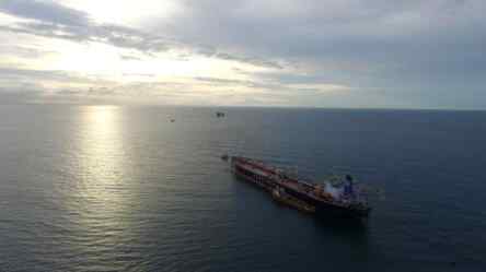 Foto: Selama masa Satgas RAFI 2023, Pertamina melalui Sub Holding Integrated Marine Logistics berhasil mendistribusikan energi sebanyak 302 kapal kargo.(Dok:Pertamina Patra Niaga)