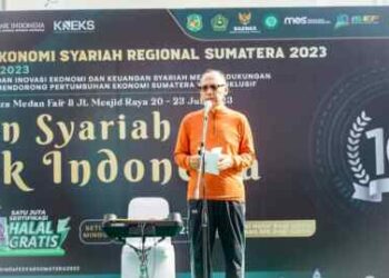 Deputi Kepala Perwakilan Bank Indonesia (BI) Provinsi Sumatera Utara, Ibrahim menyampaikan sambutan pada kegiatan Grand Launching Pekan Syariah Bank Indonesia di area Car Free Day sekitar Lapangan Merdeka Kota Medan," Minggu (11/06/2023).(Dok:BI Sumut/Putra)