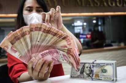 Nilai tukar rupiah bertengger di Rp15.264 per dolar AS pada Kamis (24/8) pagi.