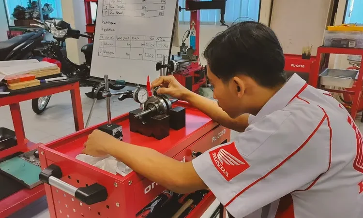 Foto: PT Indako Trading Coy bersama PT Astra Honda Motor (AHM) berhasil menggelar seleksi tingkat regional The 27th Astra Honda Motor Technical Skill Contest.(Ist)