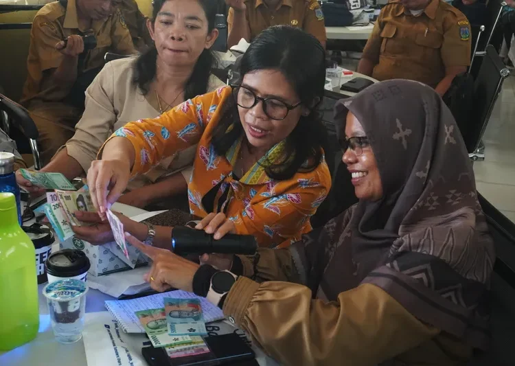 Foto: BI Sumut Ajak Seluruh Guru Tularkan CBP Rupiah ke Siswa