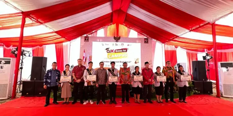 OJK Literasi dan Inklusi Keuangan di Universitas Nias