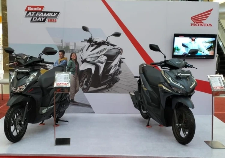 Foto: PT Indako Trading Coy selaku main dealer Honda menghadirkan rangkaian exhibition spektakuler yang tidak hanya akan menjawab kerinduan para pecinta sport dan skutik Honda.(Ist)