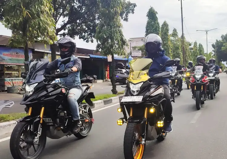 Foto: PT Indako Trading Coy menggelar aktivitas bertajuk Honda CB150X Jelajah Misteri “Dua Alam”.(Ist)