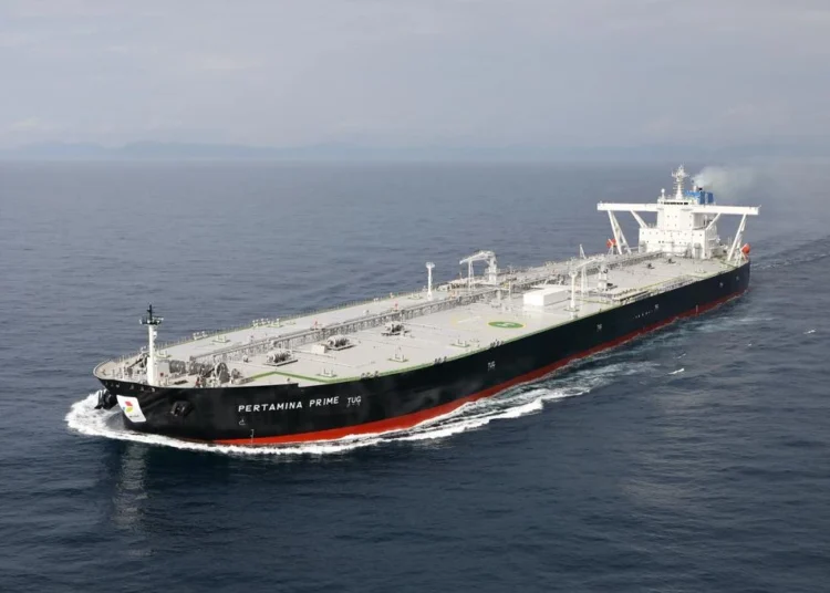Foto: PT Pertamina International Shipping (PIS) berkomitmen penuh dalam hal mendukung kelestarian dan ekosistem lingkungan, terutama sekali ekosistem laut di perairan.(Ist)