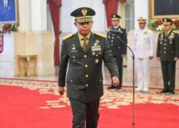 Panglima TNI Mutasi 13 Jenderal Bintang 2
