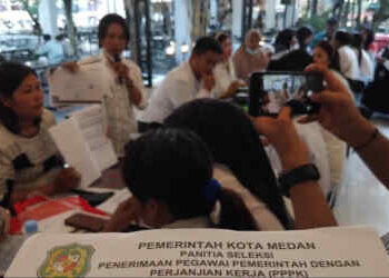 Ratusan Guru Honor di Medan Tuntut Lulus PPPK Tanpa Tes