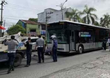 Bus Listrik