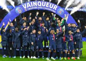 PSG Juara Trophee des Camphions