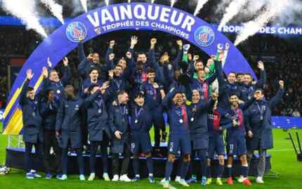 Foto: Paris Saint-Germain juara Trophee des Champions 2023 usai mengalahkan Toulouse 2-0 di Parc des Princes, Kamis (4/1/2024).