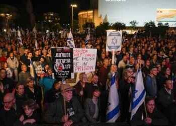 Ribuan Warga Israel Serukan PM Israel Mundur!