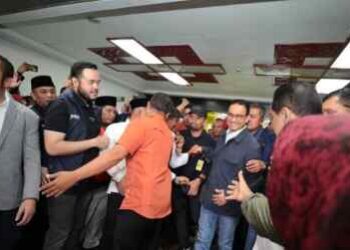 Anies di Bandara Minangkabau