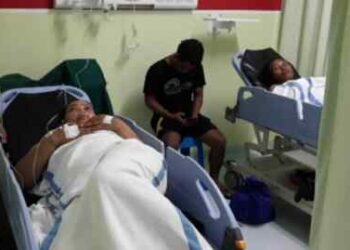 Asyik Panen Semangka, 12 Orang Tersambar Petir! Begini Kondisinya