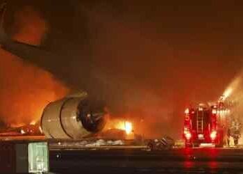 Pesawat Terbakar