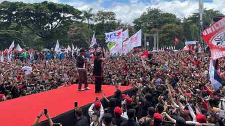 Foto: Megawati kampanye di Bandung.
