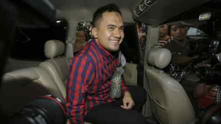 Foto: Artis Saipul Jamil ditangkap polisi.