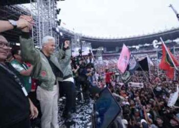 Menteri Jokowi Ikut Kampanye Salam Metal