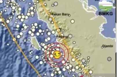 Foto: BMKG mencatat gempa berkekuatan M 5,7 terjadi di Sumbar.