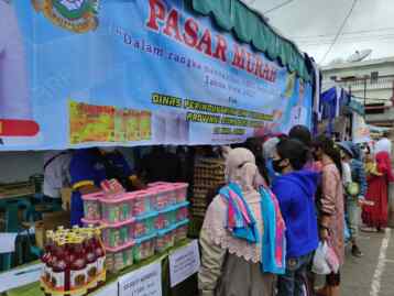 Foto: Pasar Murah yang digelar Pemprov Sumut.