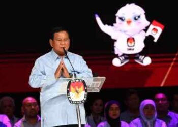 Prabowo Mohon Maaf kepada Ganjar dan Anies