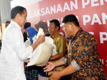 Foto: Beras Bansos