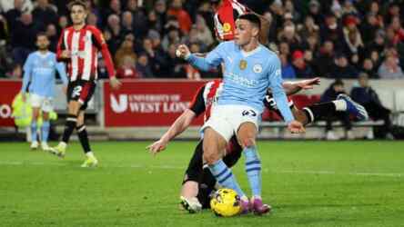 Foto: Phil Foden mencetak hattrick saat Manchester City mengalahkan Brentford dalam laga lanjutan Liga Inggris.