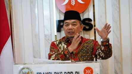 Foto: PKS meminta KPU menghentikan Sirekap dalam menghitung perolehan suara Pemilu 2024.