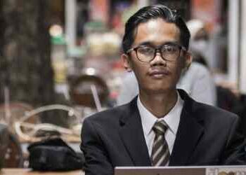 Denny Indrayana Digugat Rp 500 M!