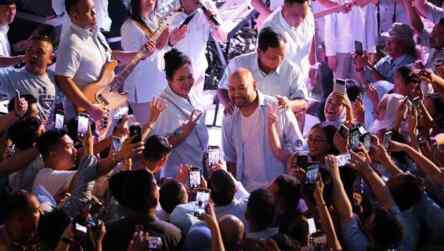 Foto: Prabowo didampingi Didit Hediprasetyo dan Titiek Soeharto.