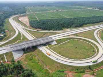 Foto: Jalan Tol Tebing-Indrapura-Lima Puluh kini dikenakan tarif.