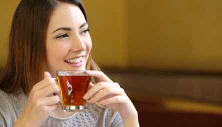 Foto: Minum teh.