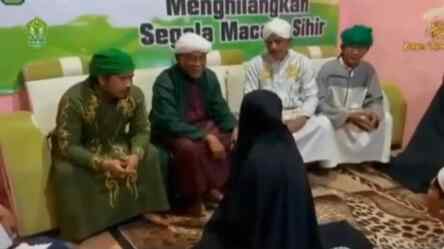 Foto: Video pengajian meresahkan boleh tukar pasangan yang viral di media sosial.