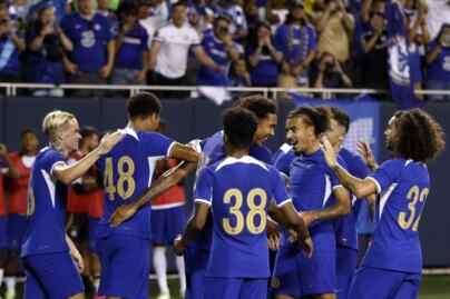 Chelsea gagal dapatkan poin penuh setelah diimbangi 2-2 oleh Brentford.