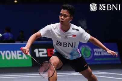 Ginting melaju ke semifinal All England usai kalahkan Axelsen.