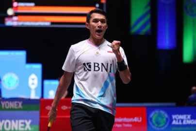 Foto: Jonatan susul Ginting ke semifinal All England 2024.