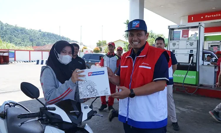 Foto: Kunjungi Terminal BBM