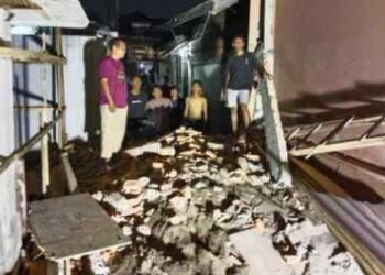 Diprotes Warga, Tembok Gang Abadi Sekolah Global Prima Dirobohkan