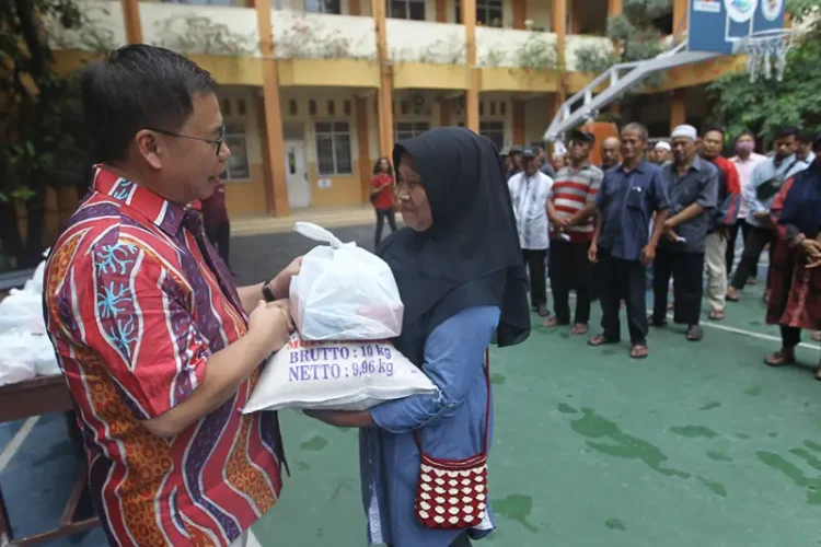 Foto: Sofyan Tan Berbagi Kasih
