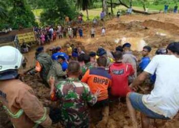 Banjir-Longsor di Padang Pariaman, 3 Orang Tewas