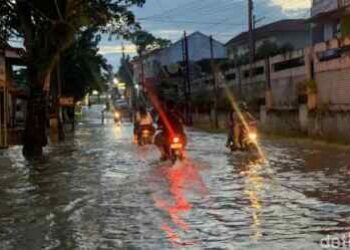 Diguyur Hujan Deras, Ruas Jalan di Medan Banjir