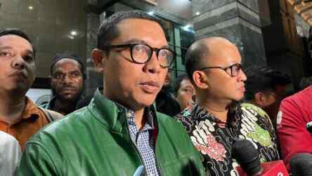 Foto: Ketua DPP PPP Achmad Baidowi di Gedung Mahkamah Konstitusi (MK).