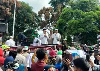 KPU Sumut Didemo Warga Tolak Kecurangan Pemilu