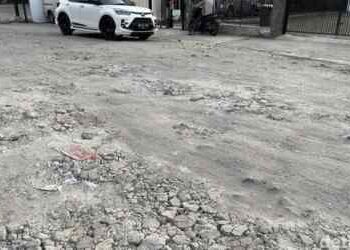 Jalan Danau Marsabut Medan Rusak Parah!