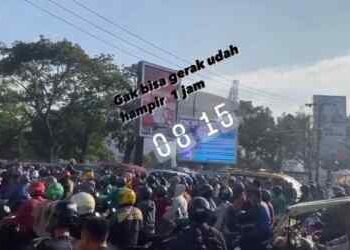 Simpang Unimed Macet Parah!
