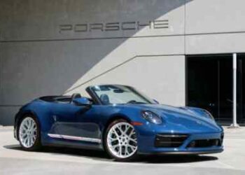 Porsche 911 Hybrid Pertama Segera Meluncur